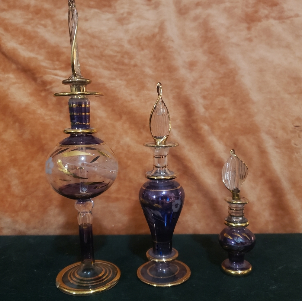 🎀 Majestic Vtg. Egyptian Blown Glass Perfume Bottles (Set of 3) Amethyst & Gold